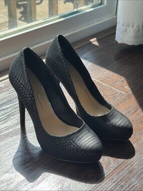 Jessica Simpson Black Snake-Embossed Stiletto Pumps